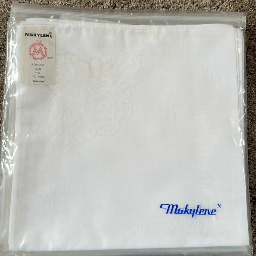 Elegant vintage Cream Floral vintage napkins